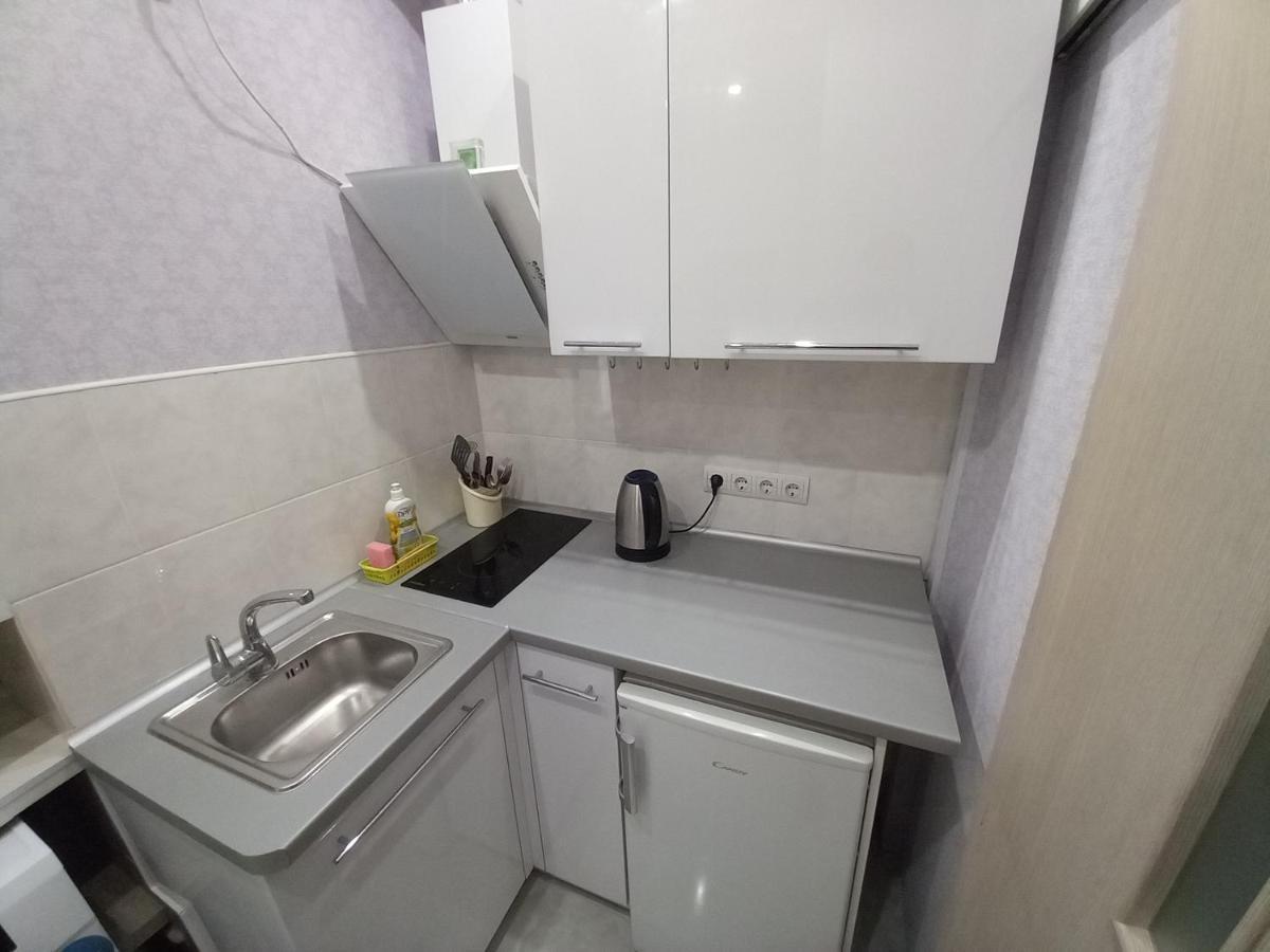Smart Apartments Drahomanova 2А Kiev Esterno foto