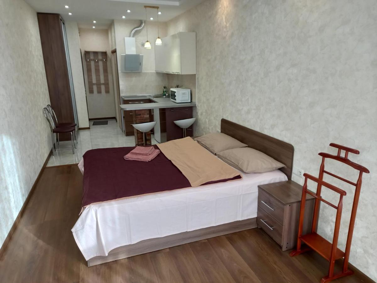Smart Apartments Drahomanova 2А Kiev Esterno foto