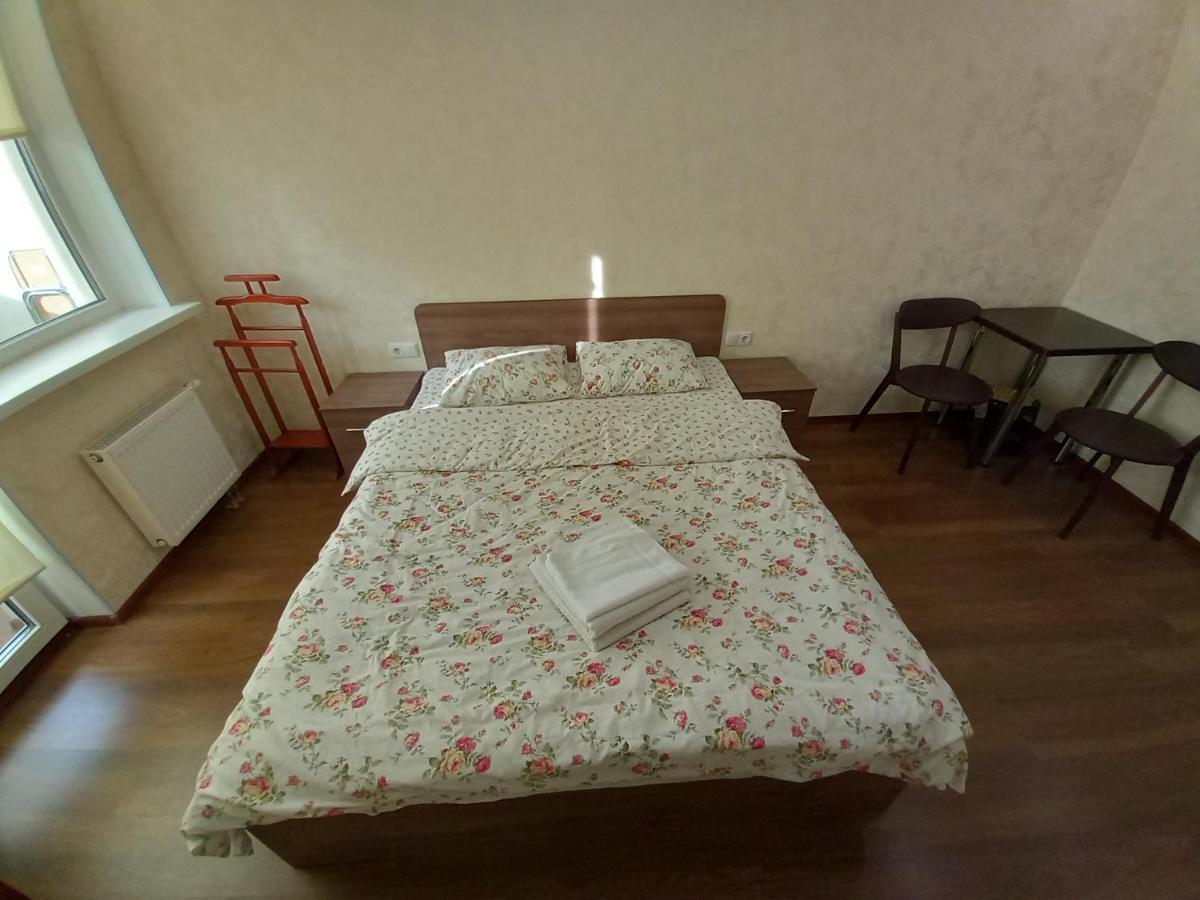 Smart Apartments Drahomanova 2А Kiev Esterno foto