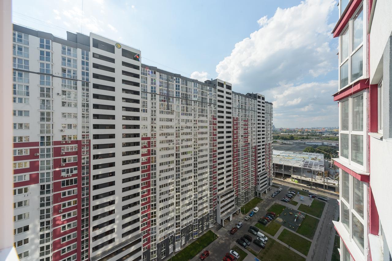 Smart Apartments Drahomanova 2А Kiev Esterno foto