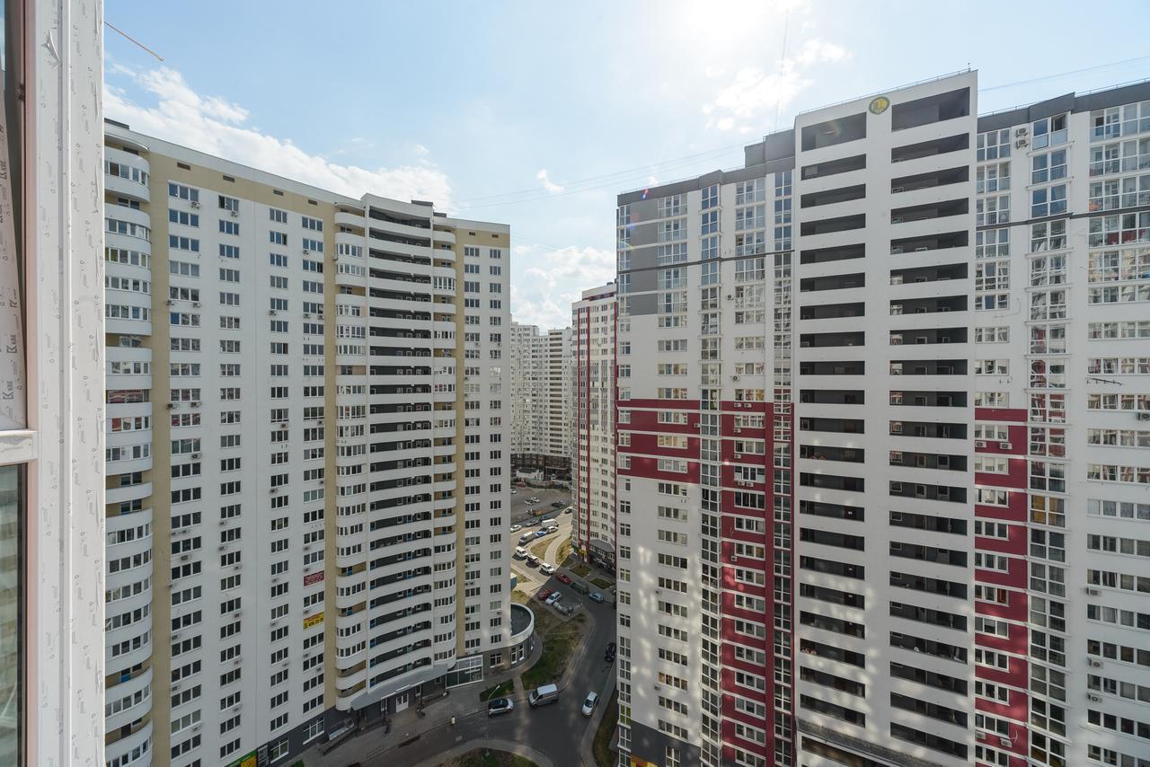 Smart Apartments Drahomanova 2А Kiev Esterno foto